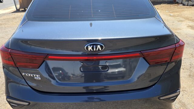 2021 Kia Forte with 39123 miles-3
