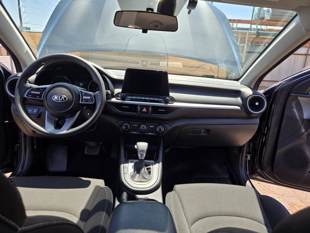 2021 Kia Forte with 39123 miles-7
