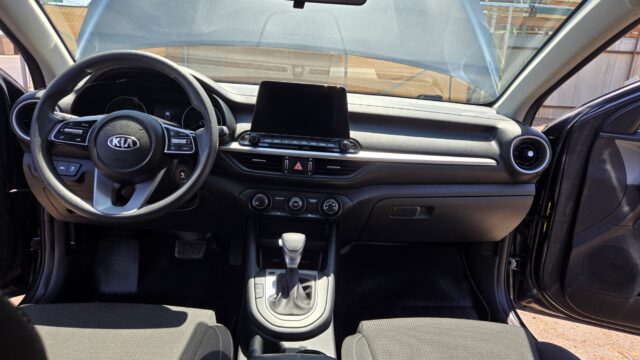 2021 Kia Forte with 39123 miles-7