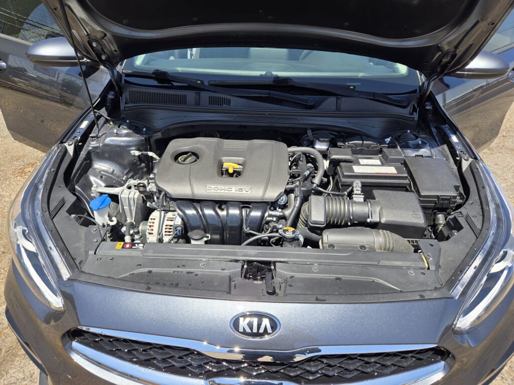 2021 Kia Forte with 39123 miles-8