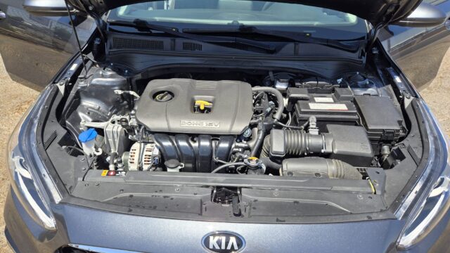 2021 Kia Forte with 39123 miles-8